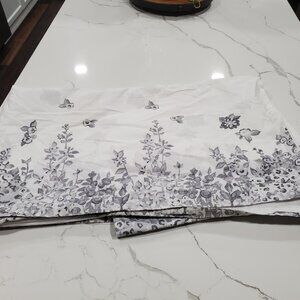 Pottery barn crib skirt